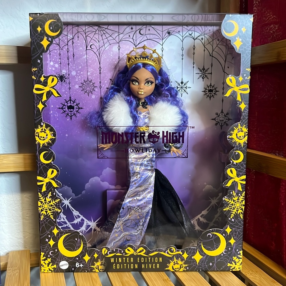 Monster High Howliday Winter Edition Clawdeen Wolf Doll (NIB)